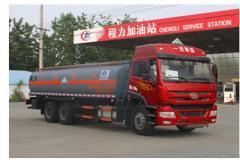 程力威牌CLW5252GFWC4型腐蚀性物品罐式运输车
